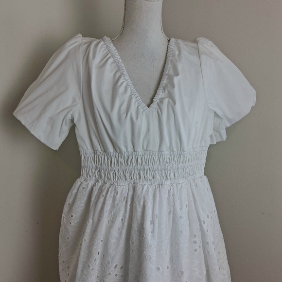 Lilly Pulitzer Axelle Eyelet White Romper Size 10 NWT - Picture 5 of 11